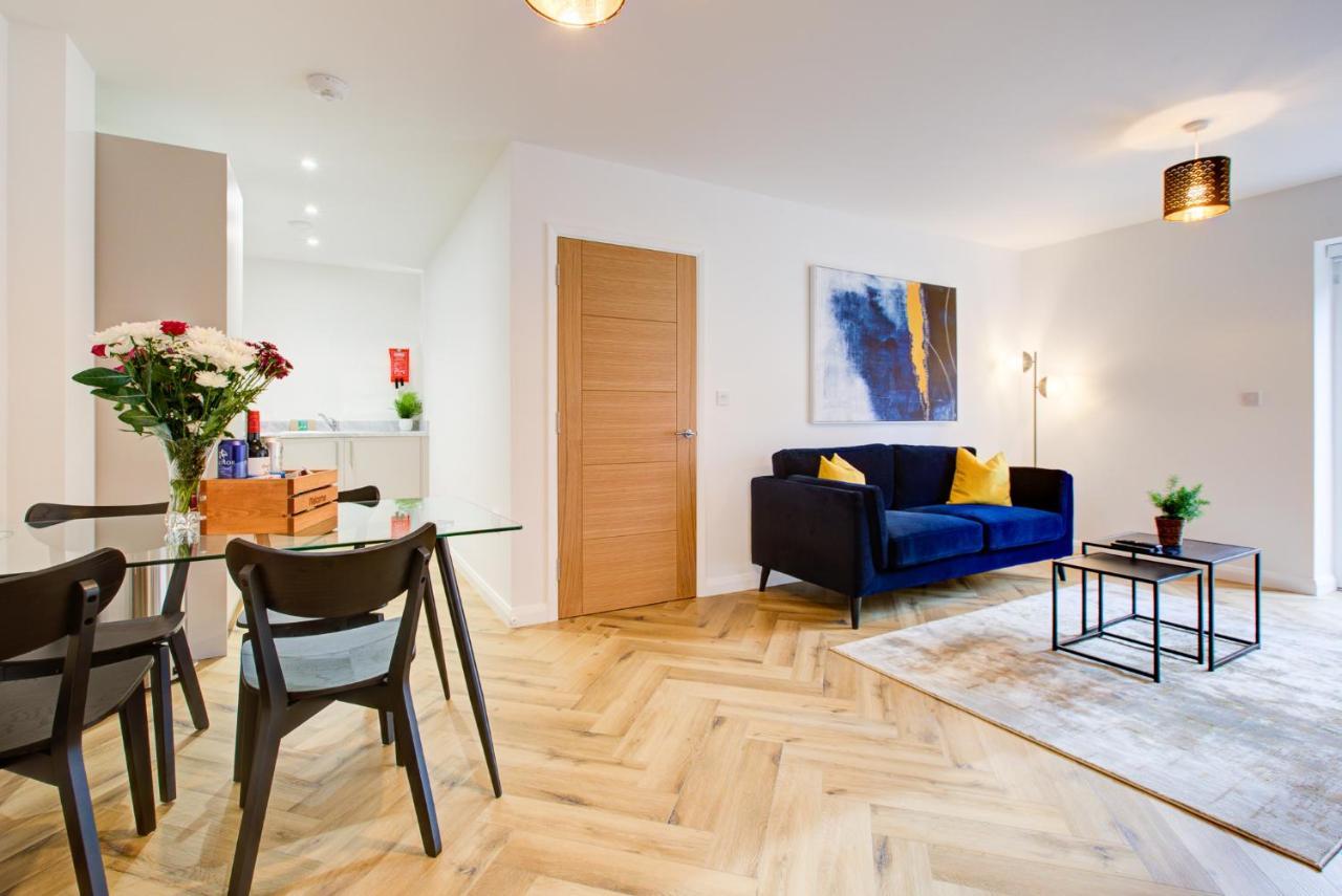 Hybrid Resi - London, Mitcham Close To Tooting And Wimbledon Exterior foto