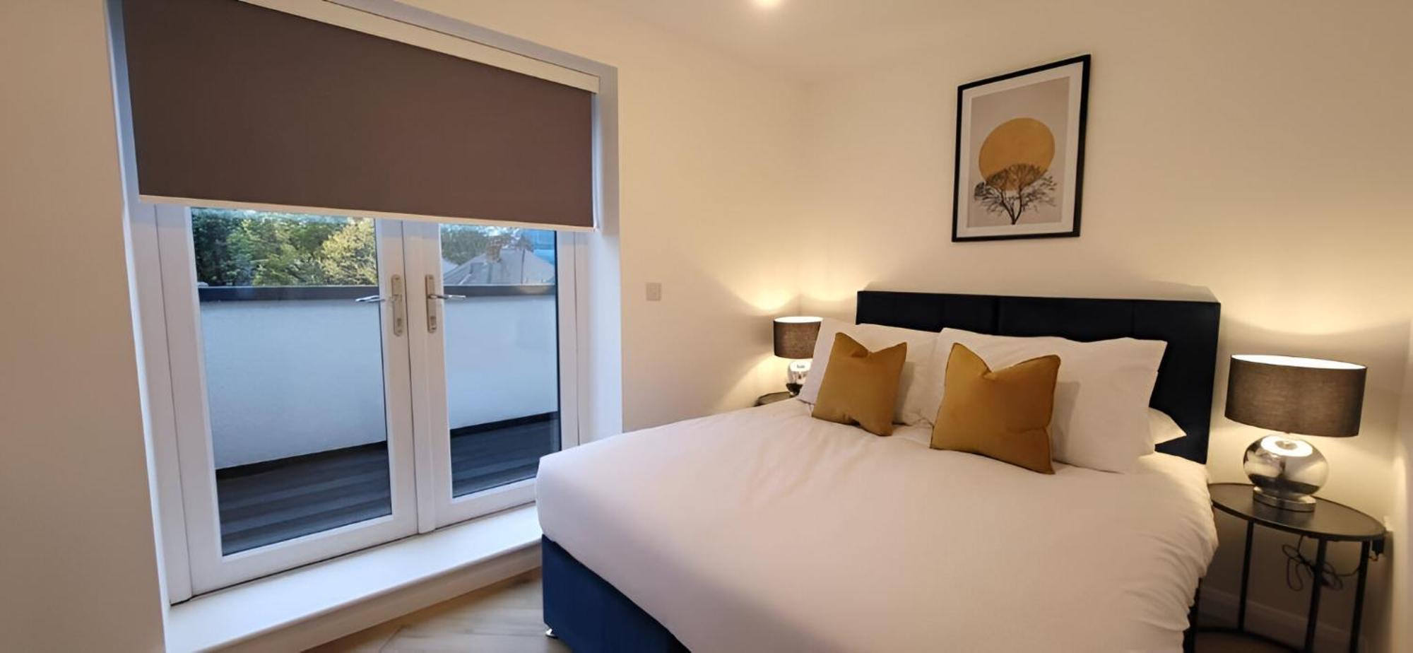 Hybrid Resi - London, Mitcham Close To Tooting And Wimbledon Exterior foto