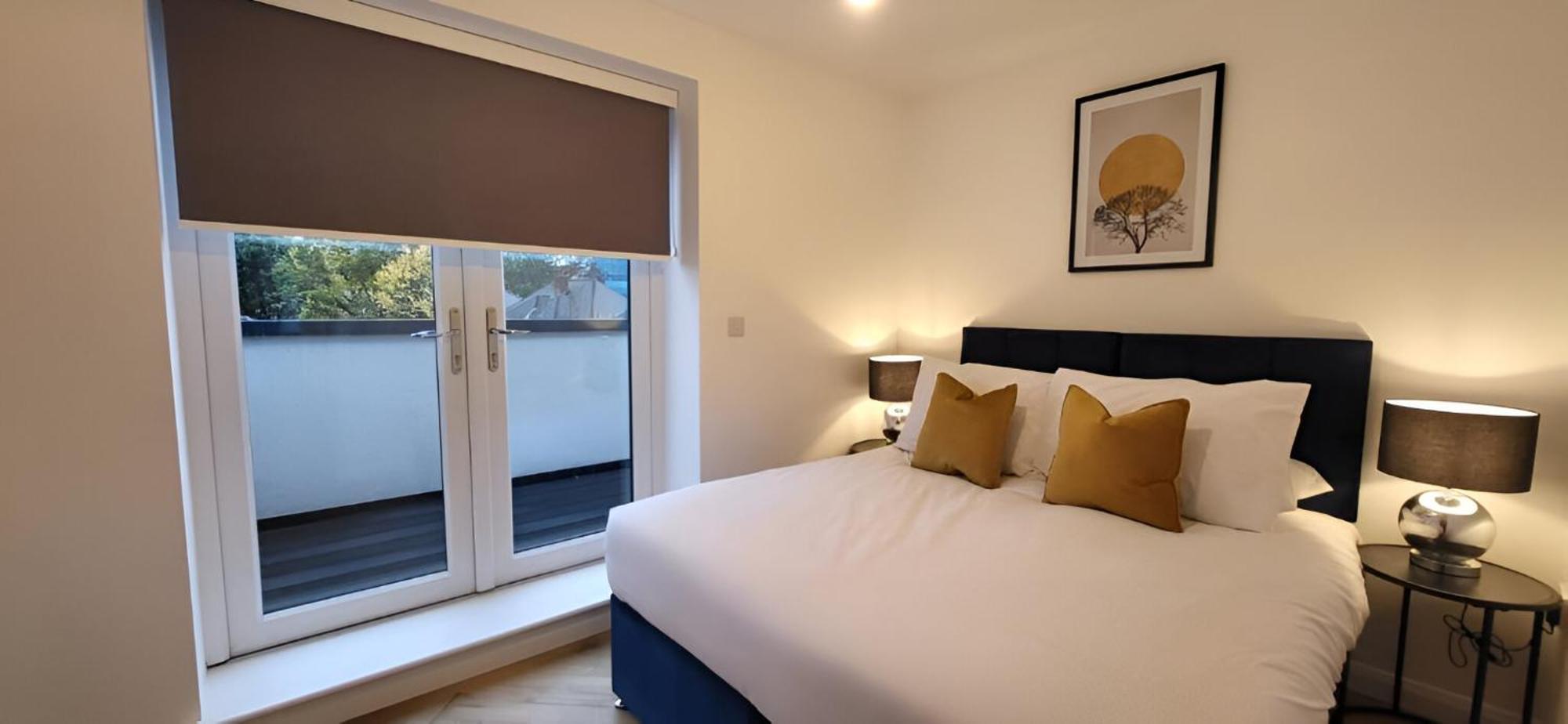 Hybrid Resi - London, Mitcham Close To Tooting And Wimbledon Exterior foto